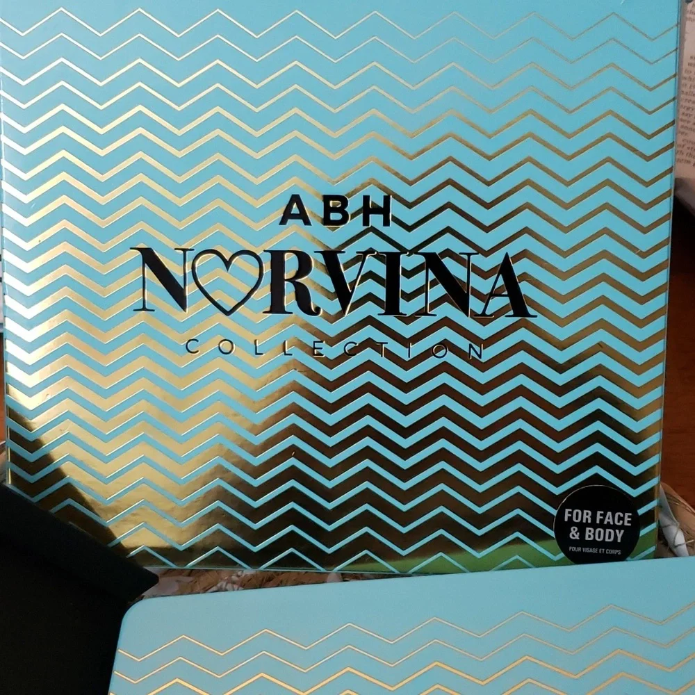 NEW Anastasia Beverly Hills NORVINA Collection Volume 2